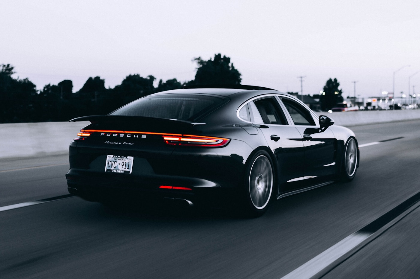 Luxury & Exotic luxury vehicle